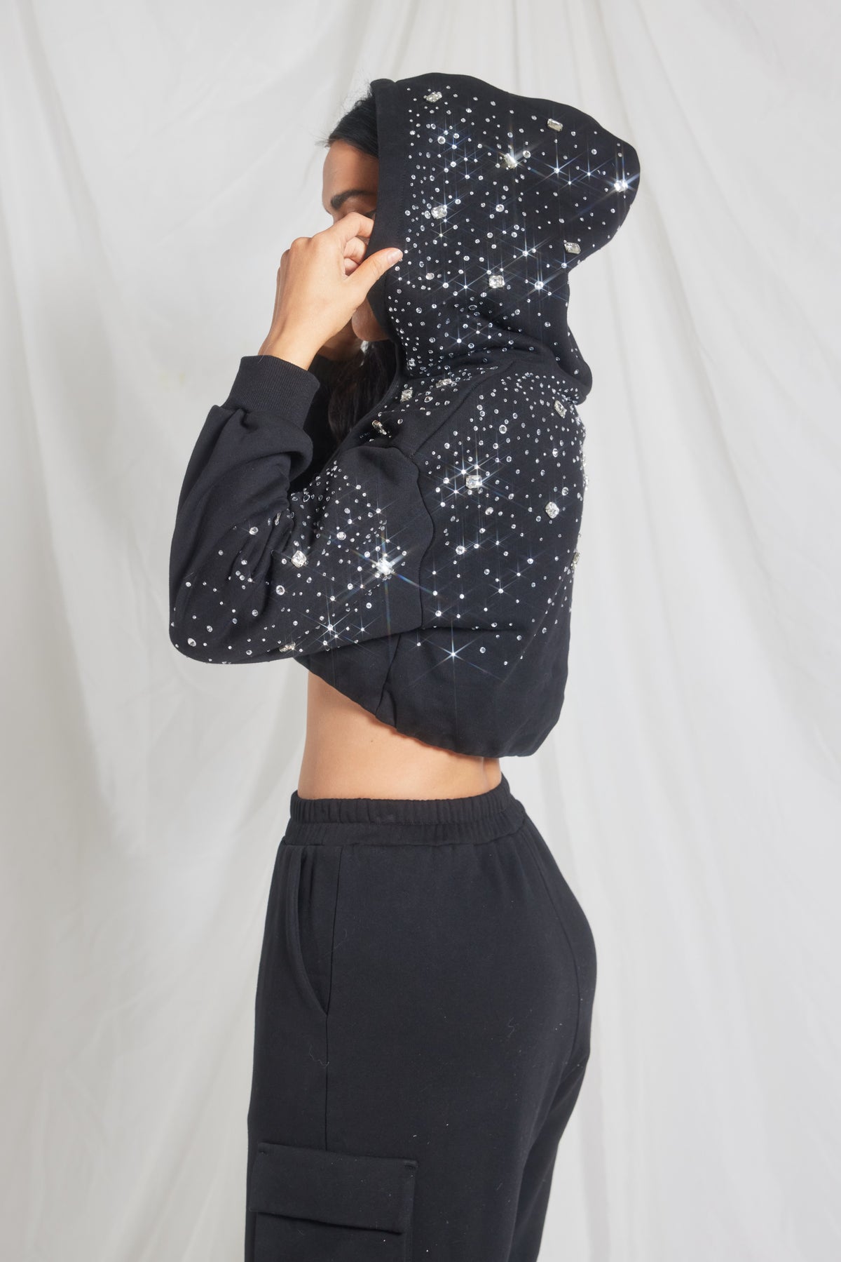 Sweat à Capuche Onque Casuals Noir Avec Strass - Taille S - 100% Coton - Neuf Avec Étiquettes
