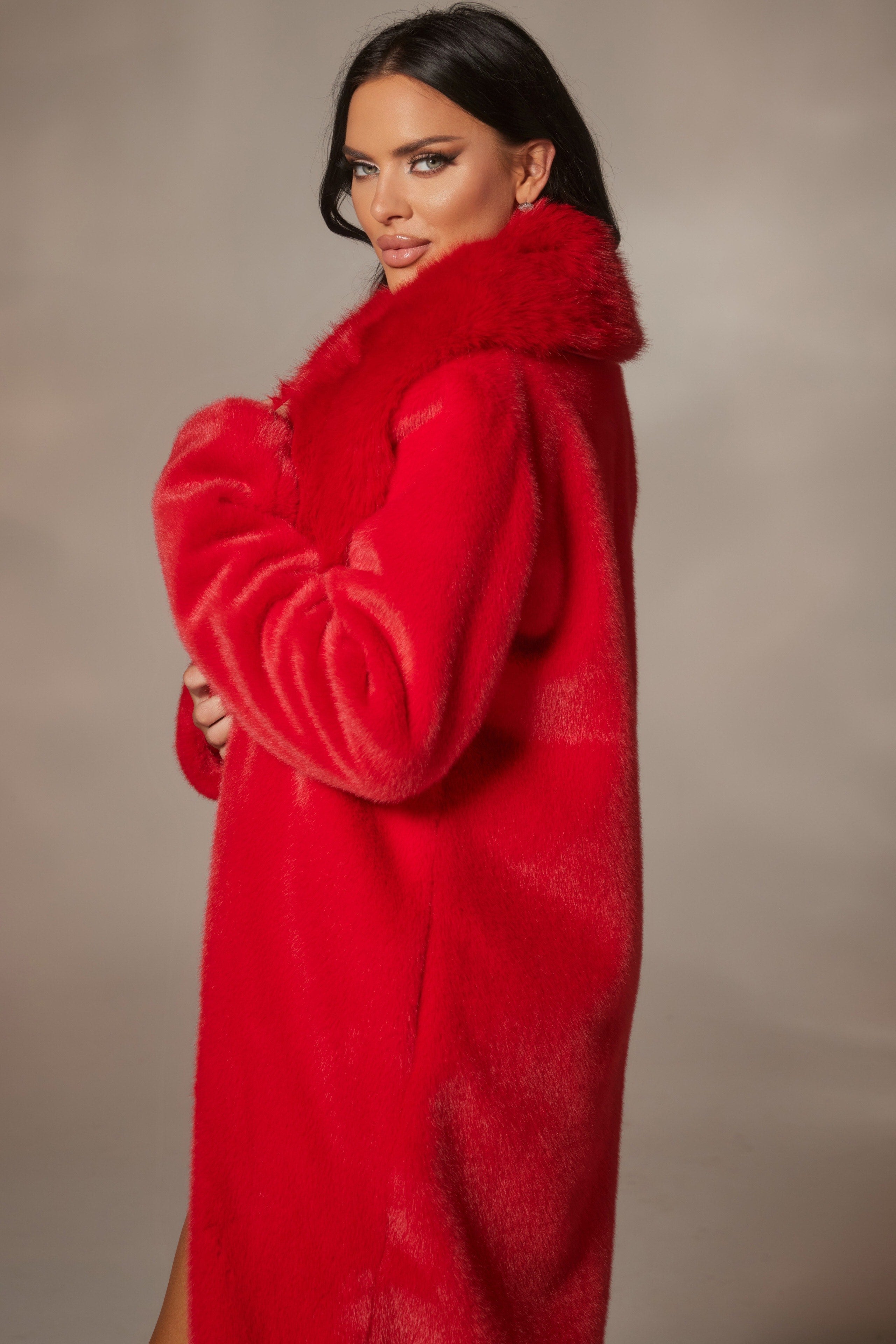 Best Seller Luxe Faux Fur Long Coat – Ver Luisant
