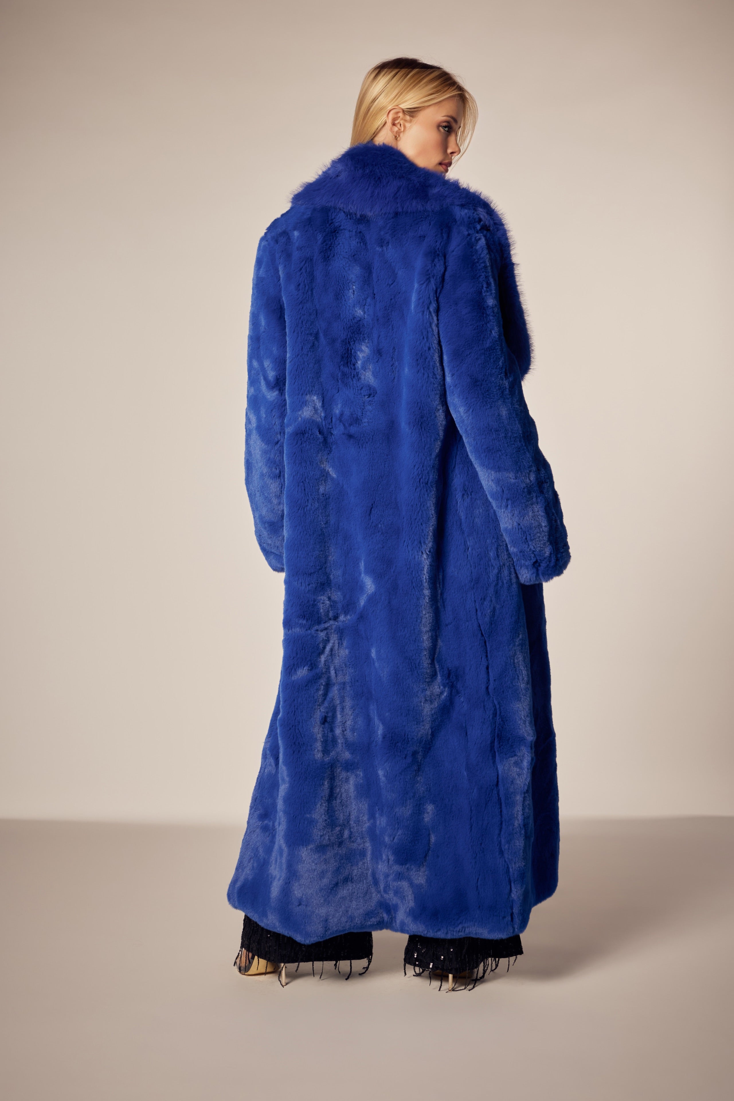 Best Seller Luxe Faux Fur Long Coat – Ver Luisant