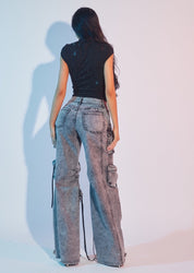 Wide Leg Cargo Jeans